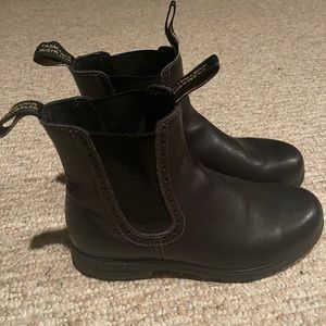 Ladies Blundstone Boots
